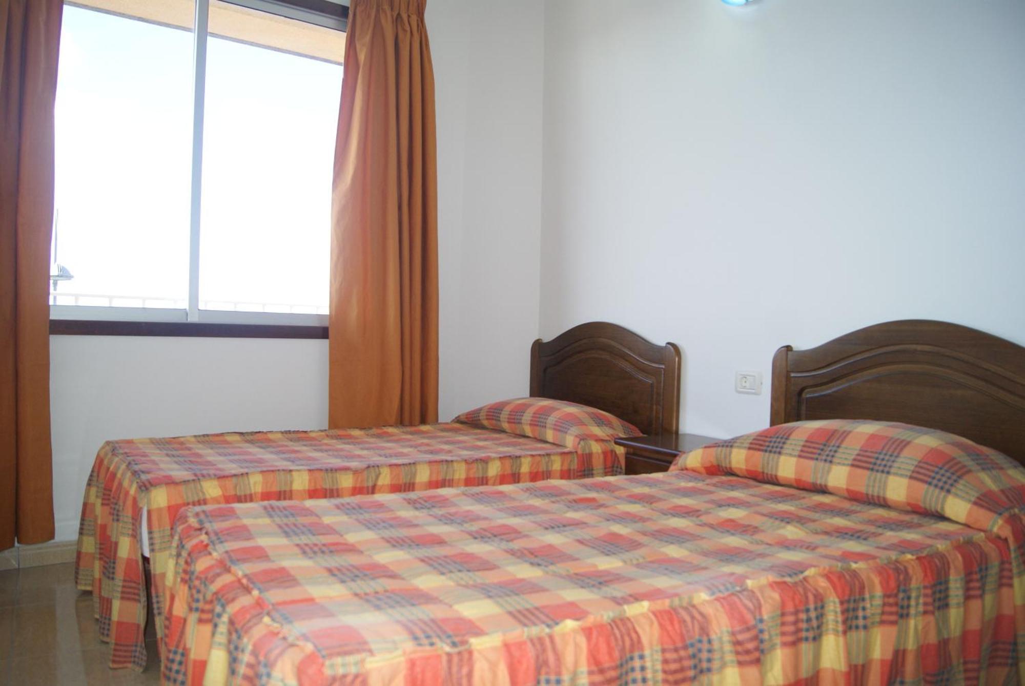 Apartamentos Los Saltos Ла-Рестинга Номер фото